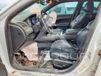 2013 Chrysler 300 фото