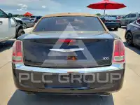 2013 Chrysler 300 фото