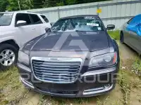 2013 Chrysler 300 фото