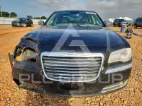 2013 Chrysler 300 фото