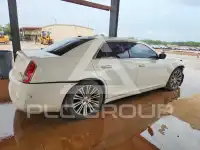 2013 Chrysler 300 photo