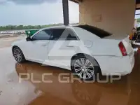 2013 Chrysler 300 photo
