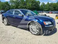 2013 Chrysler 300 photo