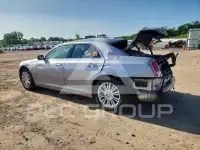 2013 Chrysler 300 фото