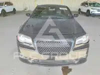 2013 Chrysler 300 photo