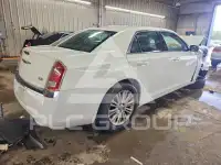 2013 Chrysler 300 photo