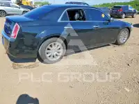 2013 Chrysler 300 photo