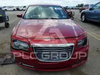 2013 Chrysler 300 фото