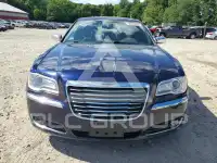 2013 Chrysler 300 photo