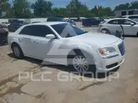 2013 Chrysler 300 photo