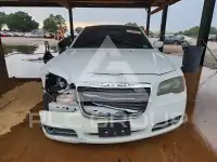 2013 Chrysler 300 photo