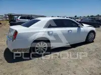 2013 Chrysler 300 фото