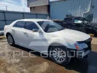 2013 Chrysler 300 фото