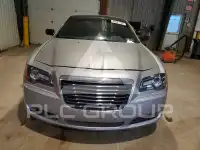 2013 Chrysler 300 photo