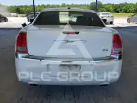2013 Chrysler 300 фото