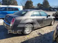 2013 Chrysler 300 фото