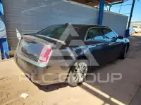 2013 Chrysler 300 фото