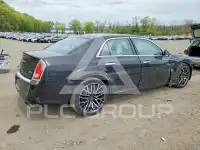 2013 Chrysler 300 photo