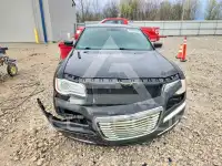 2013 Chrysler 300 фото