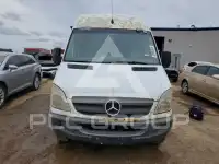 2013 Mercedes Benz Sprinter photo