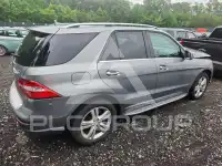 2013 Mercedes Benz ML-Class фото