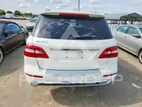 2013 Mercedes Benz ML-Class photo