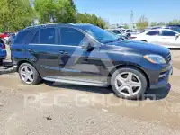2013 Mercedes Benz ML-Class фото