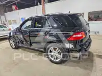 2013 Mercedes Benz ML-Class фото
