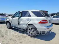 2013 Mercedes Benz ML-Class photo