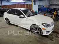 2013 Mercedes Benz C-Class photo