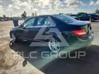 2013 Mercedes Benz C-Class фото