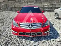 2013 Mercedes Benz C-Class photo