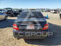2013 Mercedes Benz C-Class фото