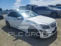 2013 Mercedes Benz C-Class photo
