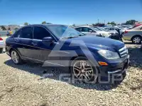 2013 Mercedes Benz C-Class фото