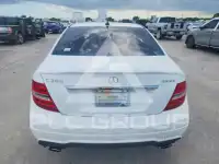 2013 Mercedes Benz C-Class photo