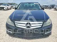2013 Mercedes Benz C-Class photo