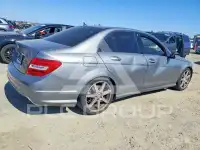 2013 Mercedes Benz C-Class фото