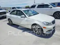 2013 Mercedes Benz C-Class photo