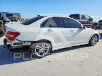 2013 Mercedes Benz C-Class фото