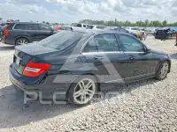 2013 Mercedes Benz C-Class photo