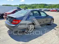 2013 Mercedes Benz C-Class фото