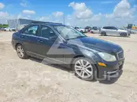 2013 Mercedes Benz C-Class photo