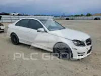 2013 Mercedes Benz C-Class photo