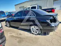 2013 Mercedes Benz C-Class photo