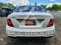 2013 Mercedes Benz C-Class фото