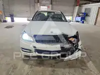 2013 Mercedes Benz C-Class photo