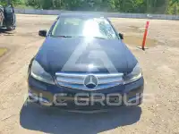 2013 Mercedes Benz C-Class фото