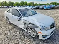 2013 Mercedes Benz C-Class фото