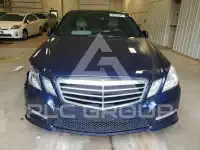 2013 Mercedes Benz E-Class photo